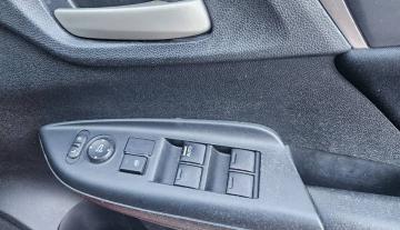 2015 Honda jazz vtec automatic low kms11.jpg